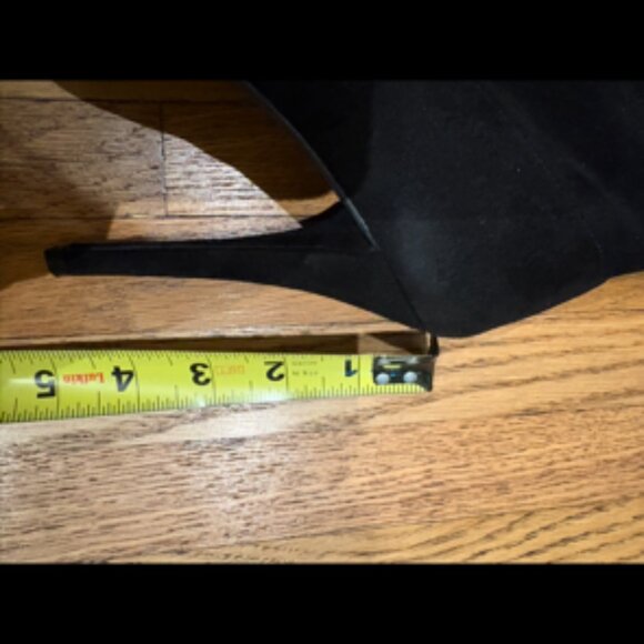 NWOT Stuart Weitzman Tall Suede Boots Size 8 - Picture 3 of 7